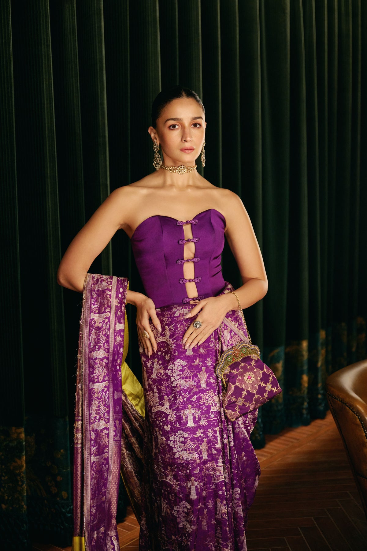 INDRANEEL - BROCADE
