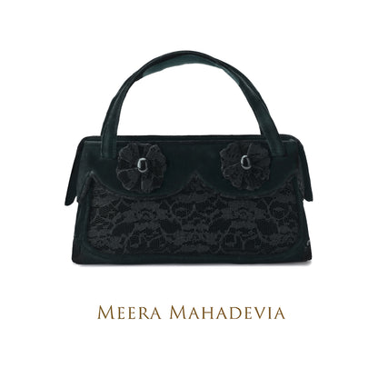 CHĀNTILLY NOOR CLUTCH