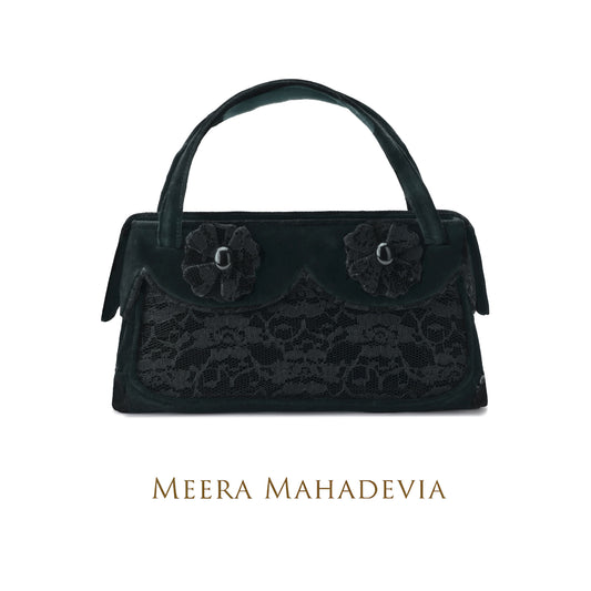 CHĀNTILLY NOOR CLUTCH