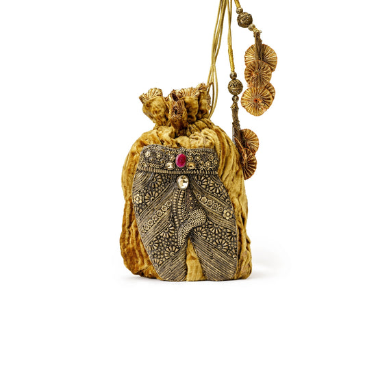YAKSHINI GOLD